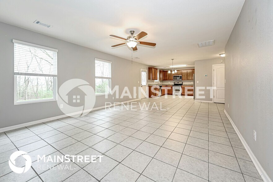 Building Photo - 2509 Queen Bee Dr