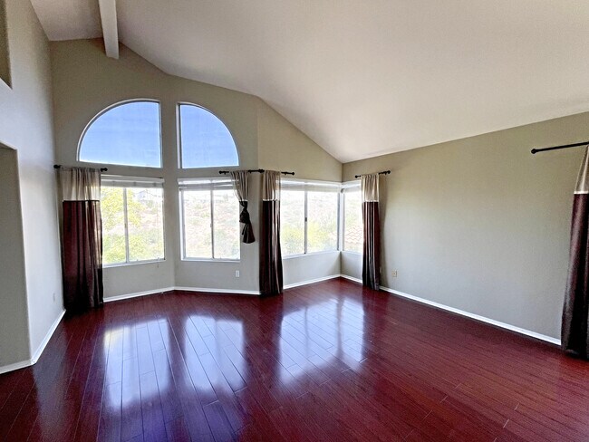 Building Photo - 12460 Picrus St