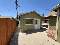 Building Photo - 4189