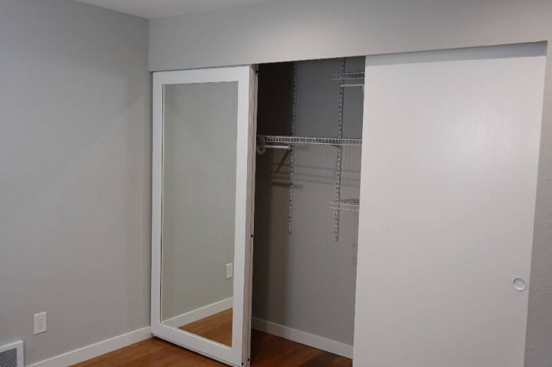 Building Photo - 14616 NE 44th St