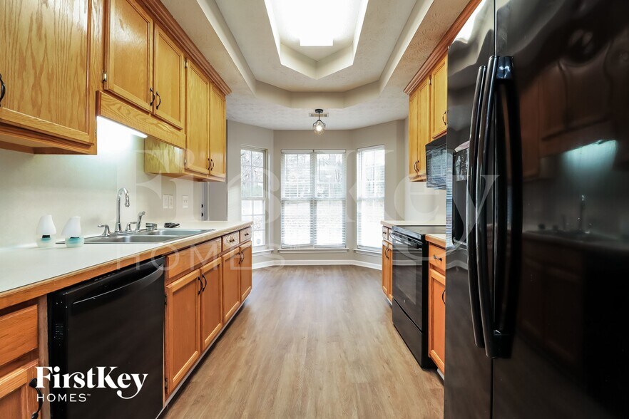 Building Photo - 85 Vinny's Way