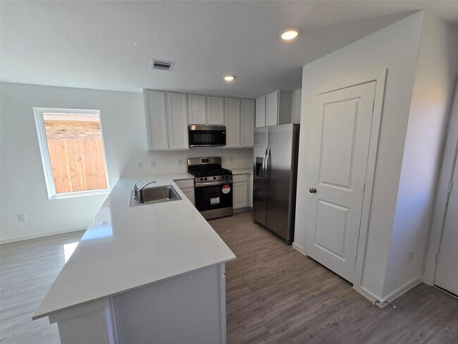 Building Photo - 11762 Brinkburn Ct