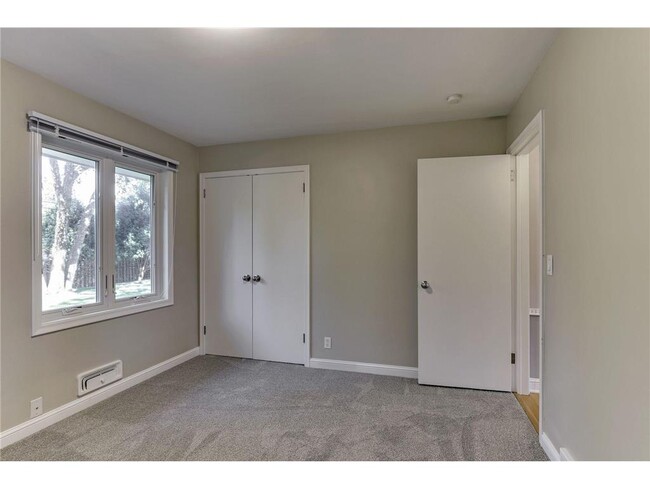 Building Photo - 4222 Basswood Rd