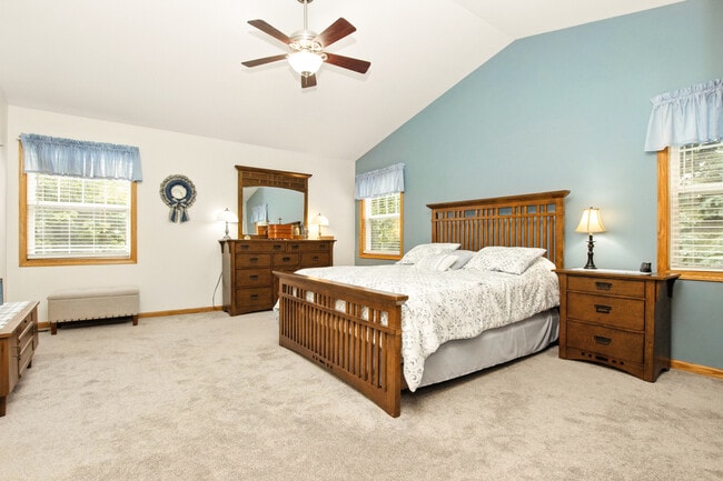 Building Photo - 406 Kresswood Dr