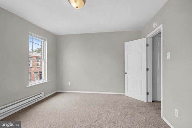 Building Photo - 3121 Agate St