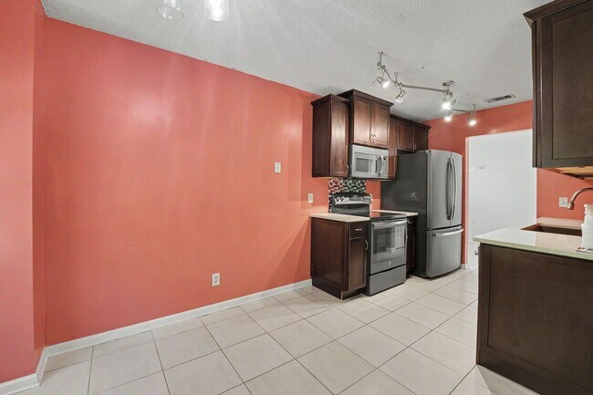 Building Photo - 152 Dovetail Crossing