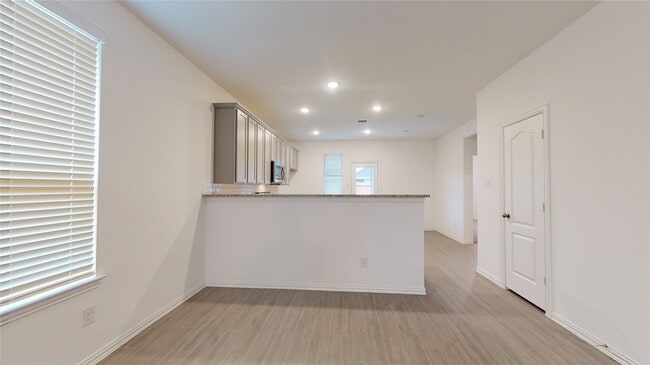 Building Photo - 31227 Conover Dr