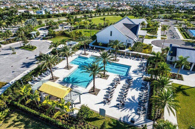 Building Photo - 4727 Estates Cir