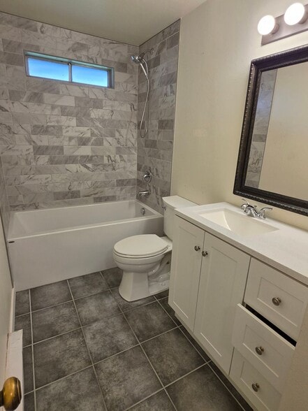 Building Photo - Lynnwood 3 Bedroom Rambler with Fenced Yard - Pets Welcome