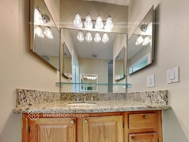 Building Photo - 157 Waterway Rd