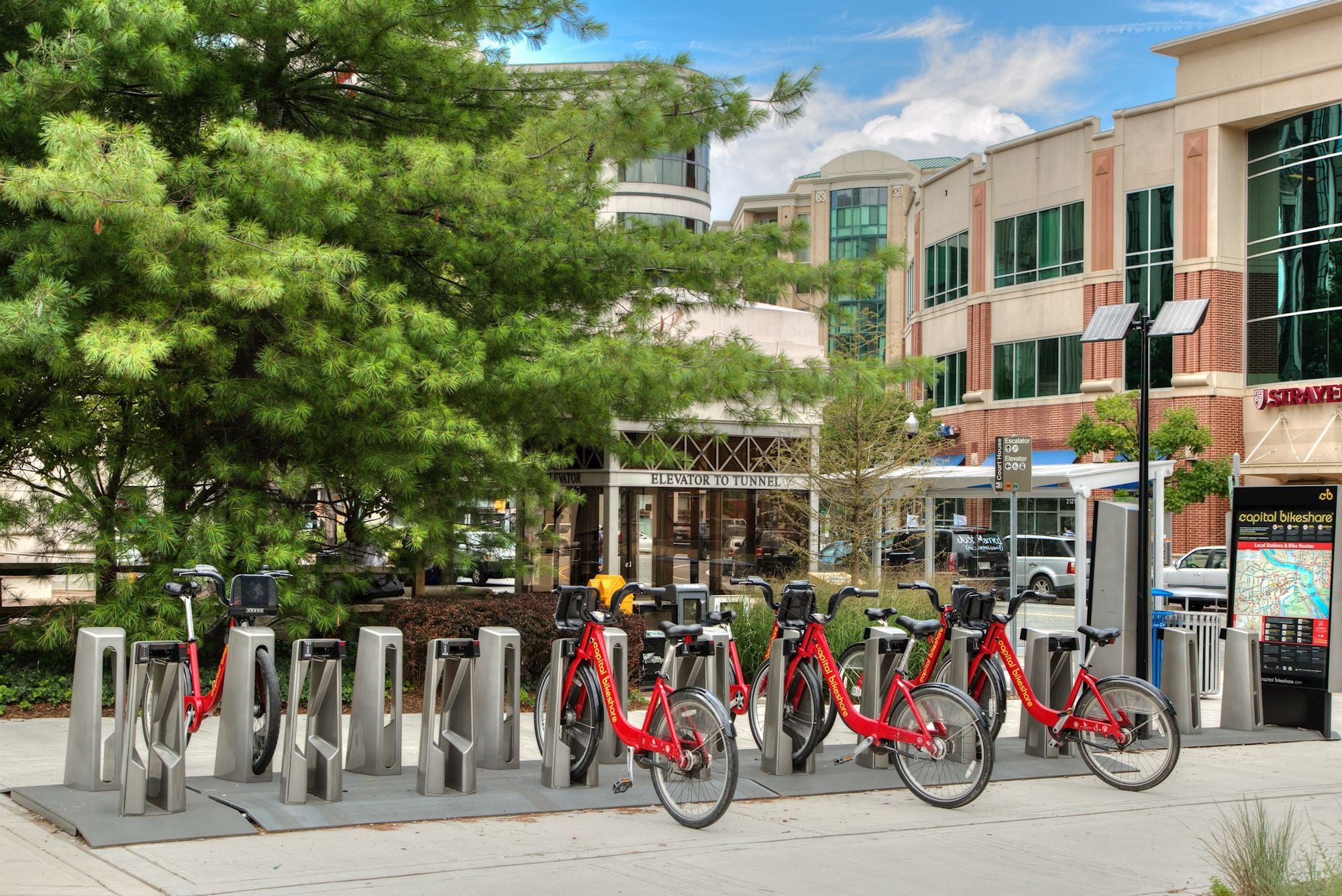 Bike share in walking distance! - 4607 N Carlin Springs Rd