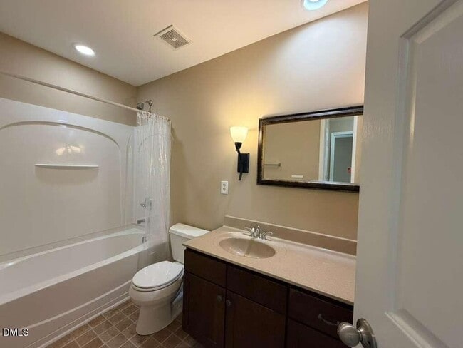 Building Photo - 1061 Remington Oaks Cir