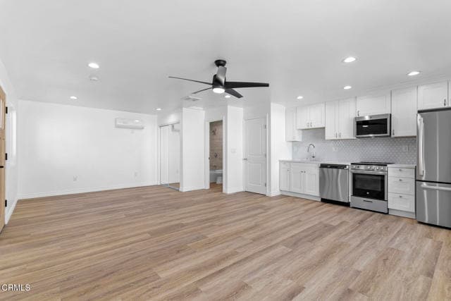 Building Photo - 3308 Primavera St