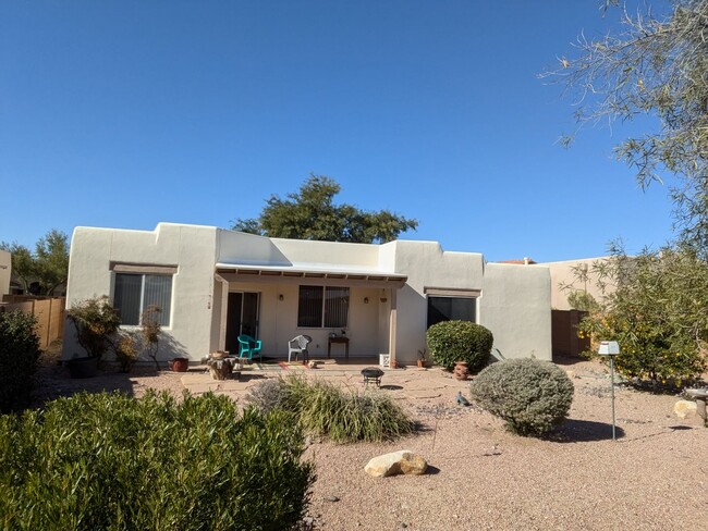 Building Photo - Oro Valley Rental