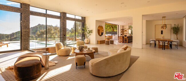 Building Photo - 12752 Mulholland Dr