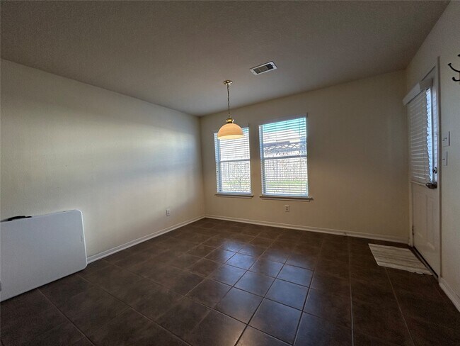 Building Photo - 6703 Mountain Wood Way