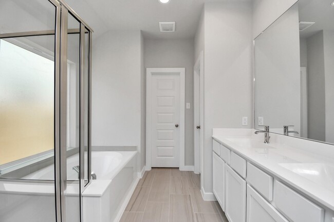 Building Photo - 15611 Kirkton Raye Dr