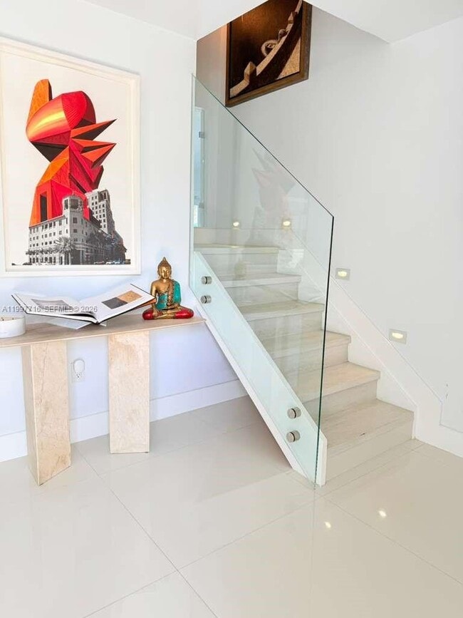 Building Photo - 9437 SW 145th Pl