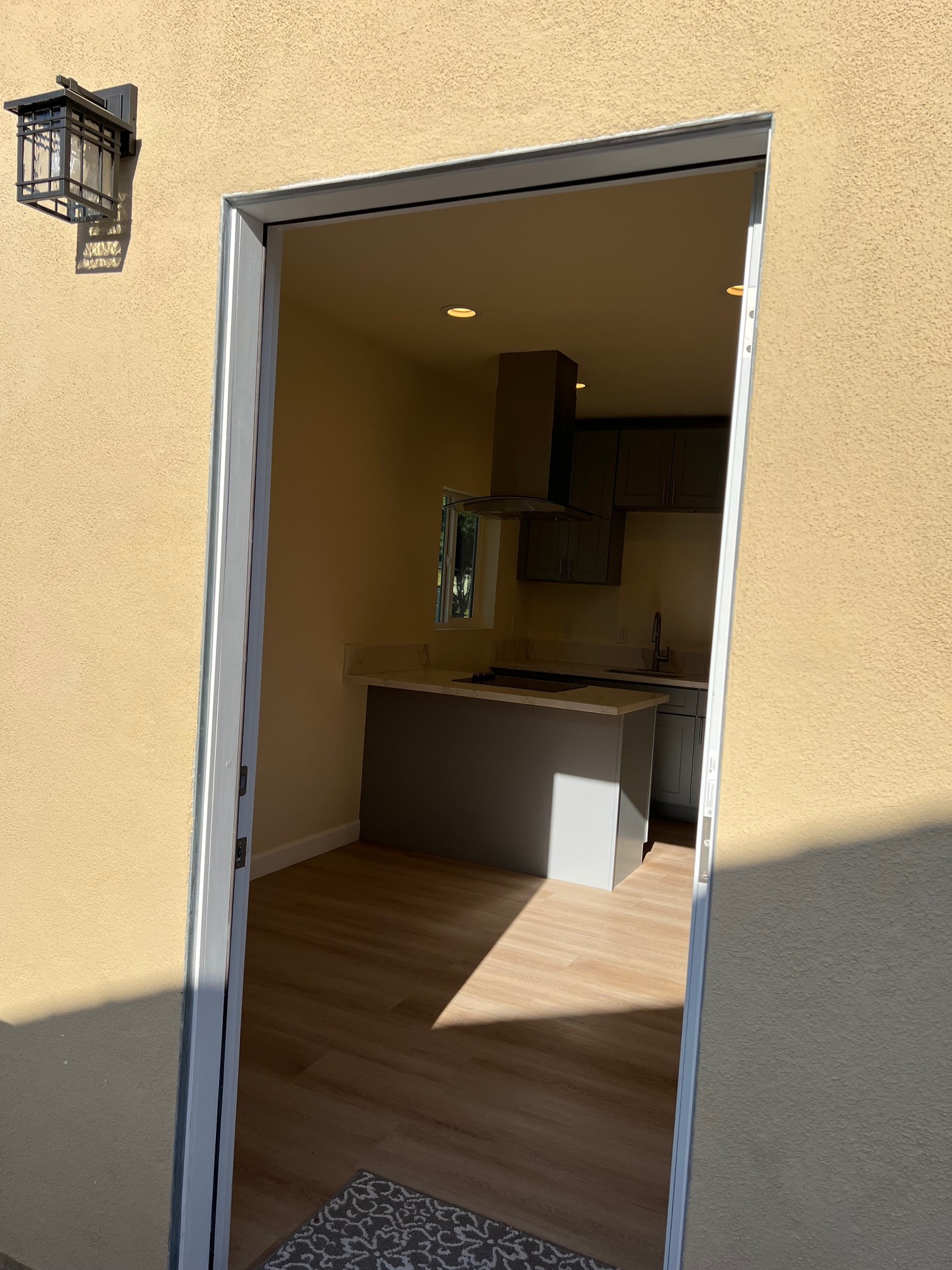 Building Photo - 9417 Tilmont St