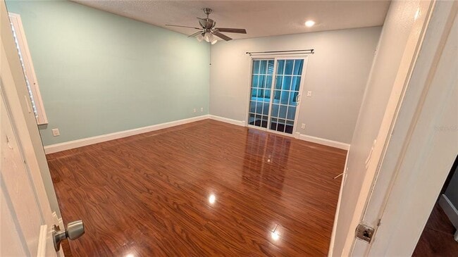 Building Photo - 4000 Poinciana Ct