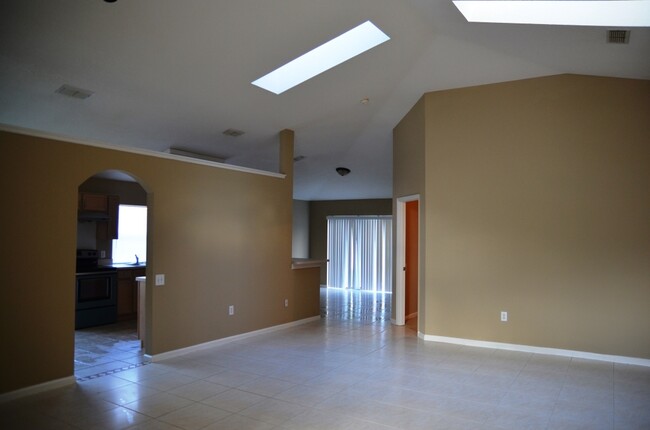 Building Photo - Nice 3/2 House w/2-Car Garage South of Dow...