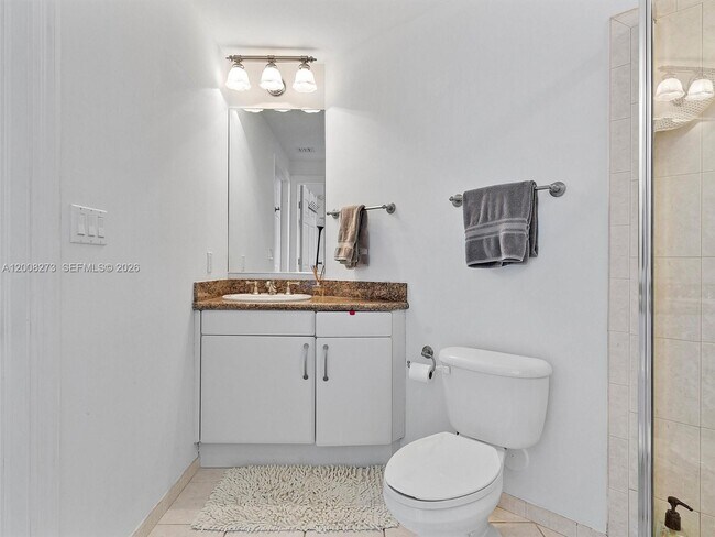 Building Photo - 9751 E Bay Harbor Dr