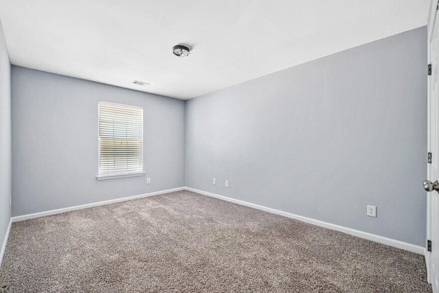 Building Photo - 2872 Cross Creek Ct