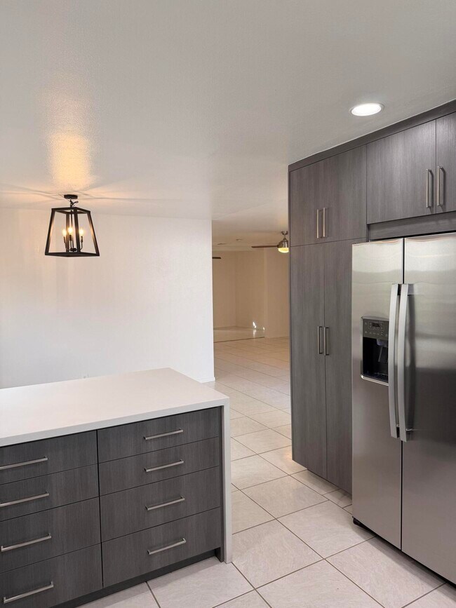 Building Photo - 51905 Avenida Velasco