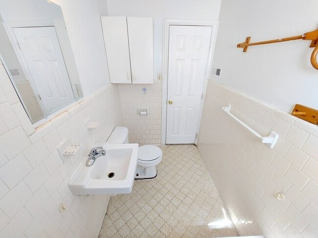 Building Photo - 810 Griffin St