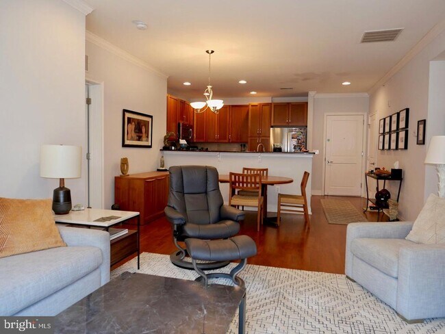 Primary Photo - 600 Commodore Court