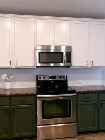 Building Photo - 5727 Mountain Hollow Dr
