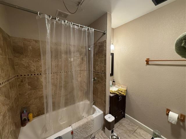 Building Photo - 2517 Honeysuckle Ave