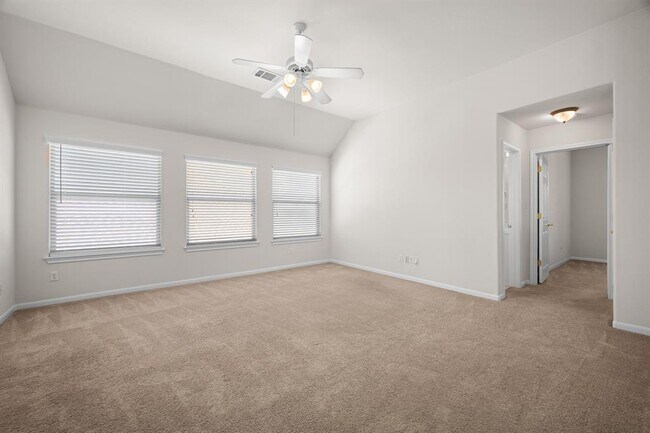 Building Photo - 6819 Chalk Hill Dr