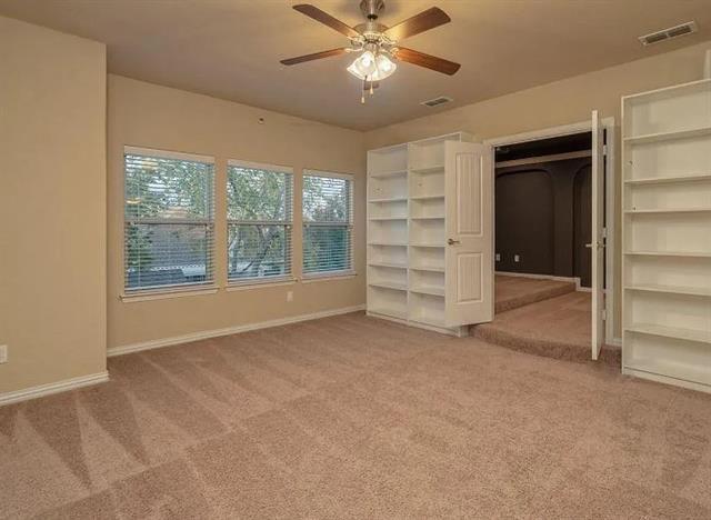 Building Photo - 2817 Pioneer Dr