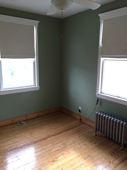 Bedroom #2. - 88 Thompson St