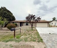 Building Photo - 8411 E Sommer Dr