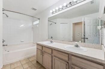 Building Photo - 2090 Jessa Dr