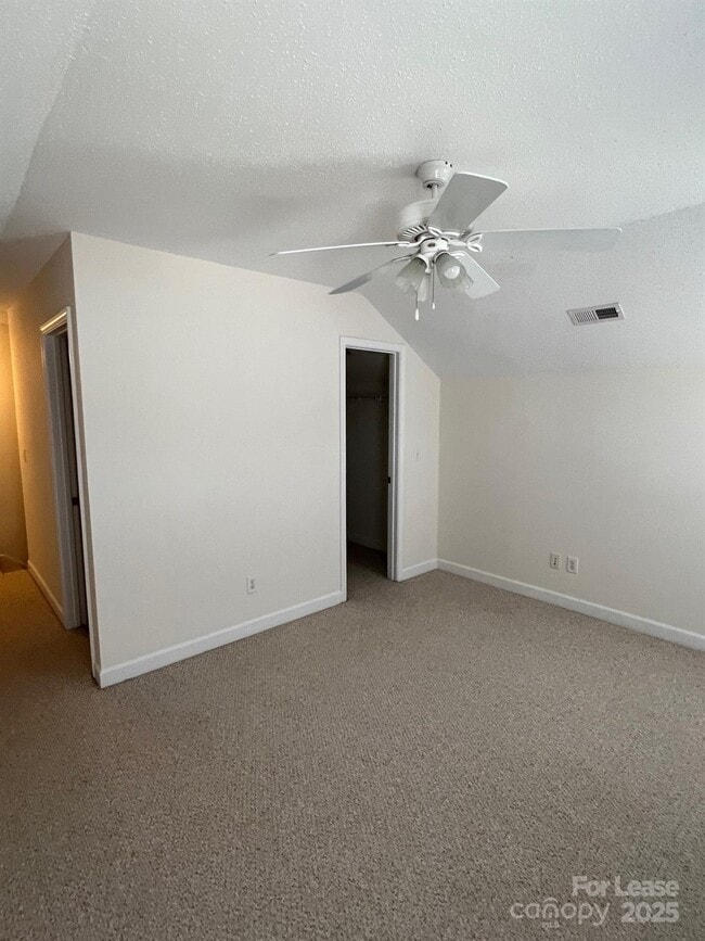 Building Photo - 841 Impala Dr