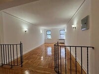 Building Photo - 2 bedroom in Bronx NY 10468
