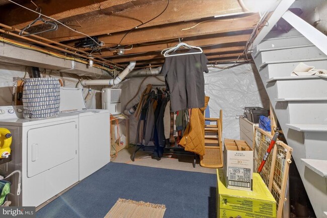 Building Photo - 2127 Kater St