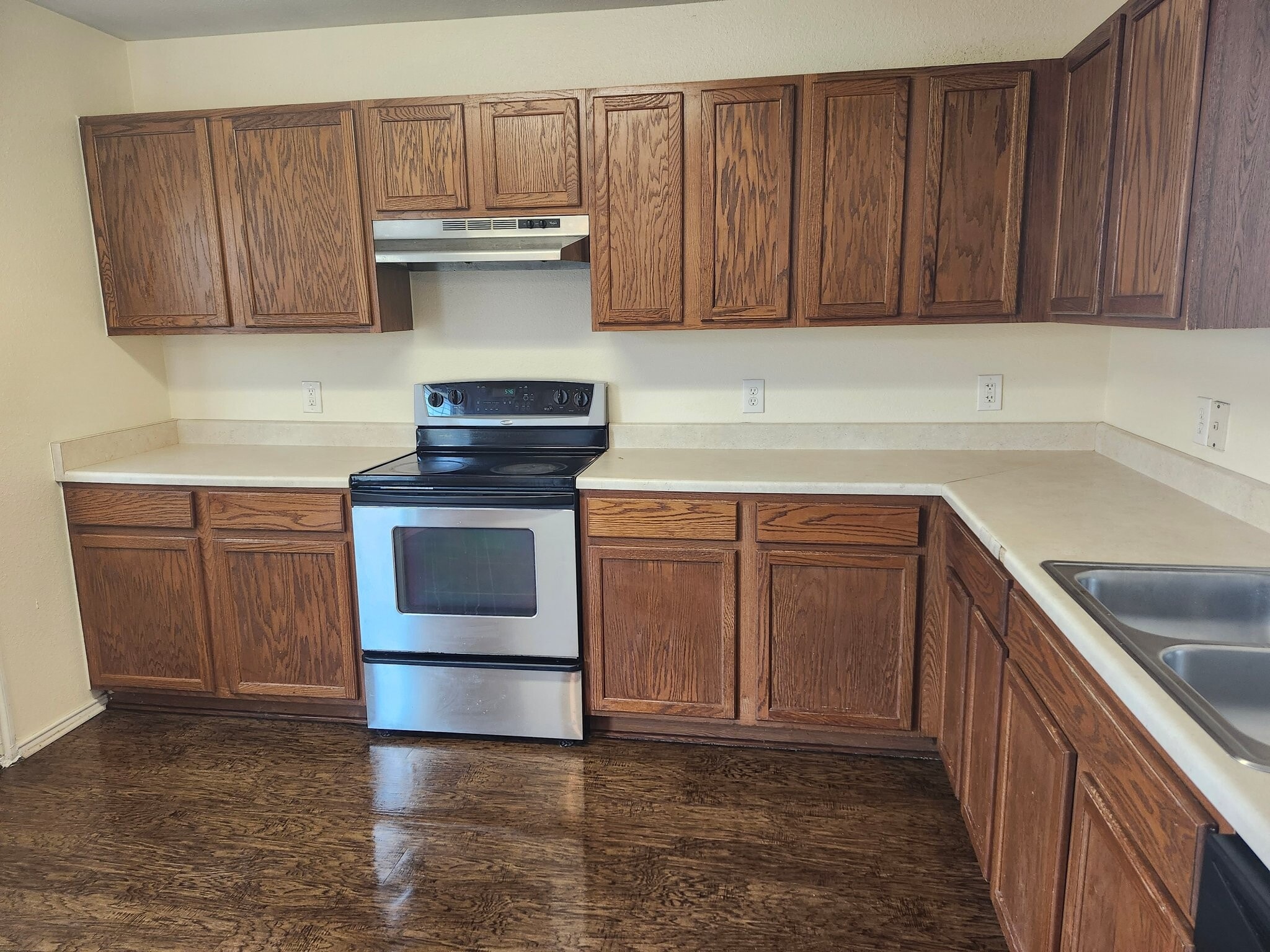 Building Photo - 3414 Ironwood Falls