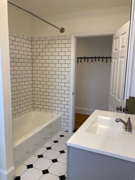 full bath 3 - 2110 E Clearfield St