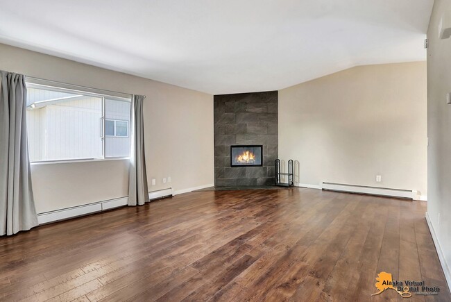 Primary Photo - Charming 2-Bedroom Duplex with Fenced in Y...