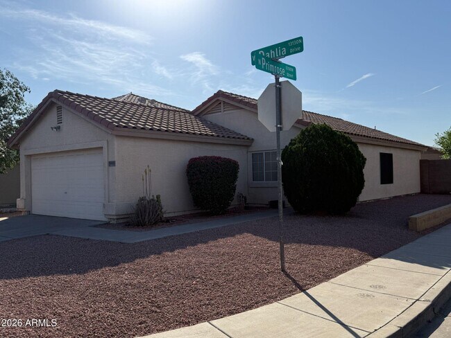 Building Photo - 12071 W Dahlia Dr