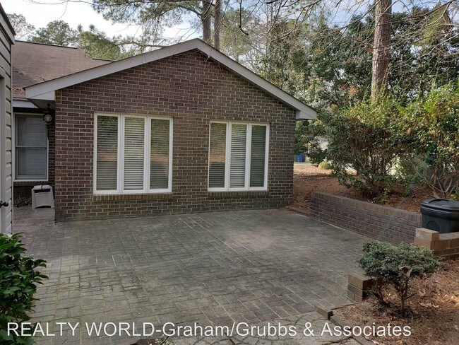 Building Photo - 2 br, 2 bath House - 604 Sherbrooke Circle