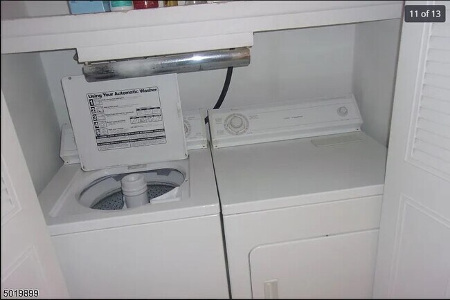 Laundry - 865A Inverness Ct