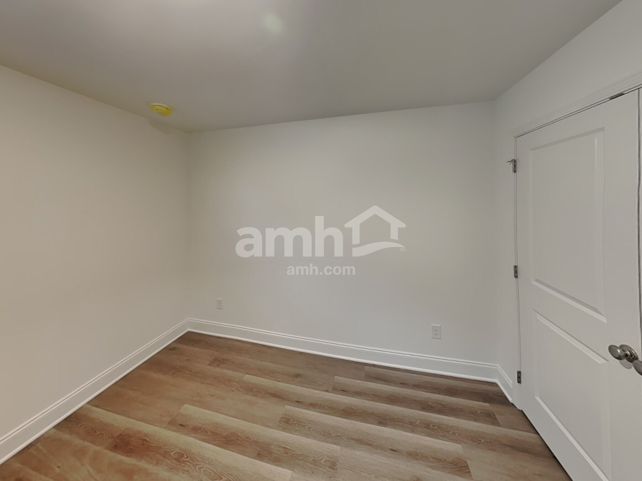 Building Photo - 210 Gershon Wy