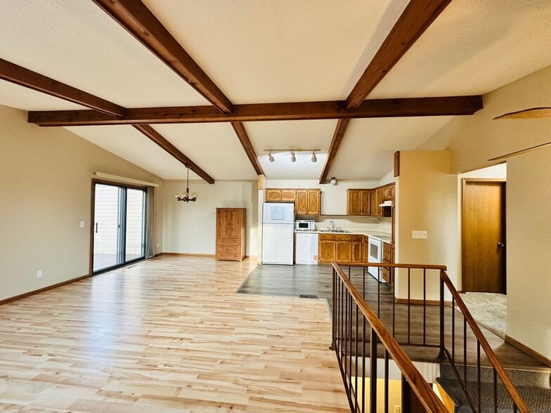 Building Photo - 840 Martha Lake Ct