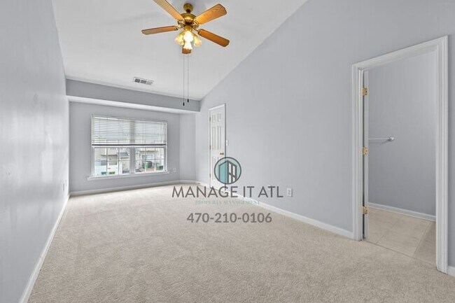 Building Photo - 2-bedroom, 2.5-bathroom Condominium in the heart of Peachtree Corners