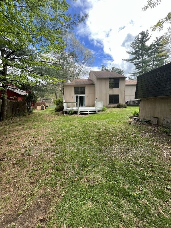 Building Photo - 130 Thimbleberry Rd